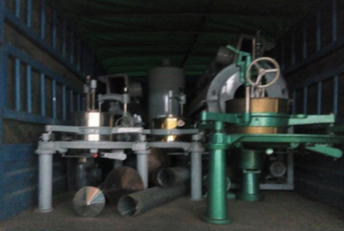 信陽茶葉機械發往貴州興義市七舍鎮